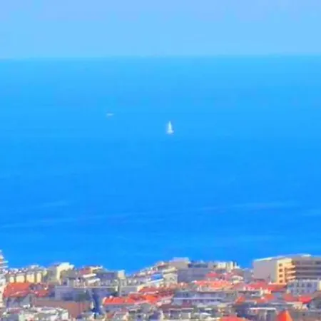 Plage Vue Mer * Nice